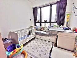 Commonwealth Towers (D3), Condominium #537444101